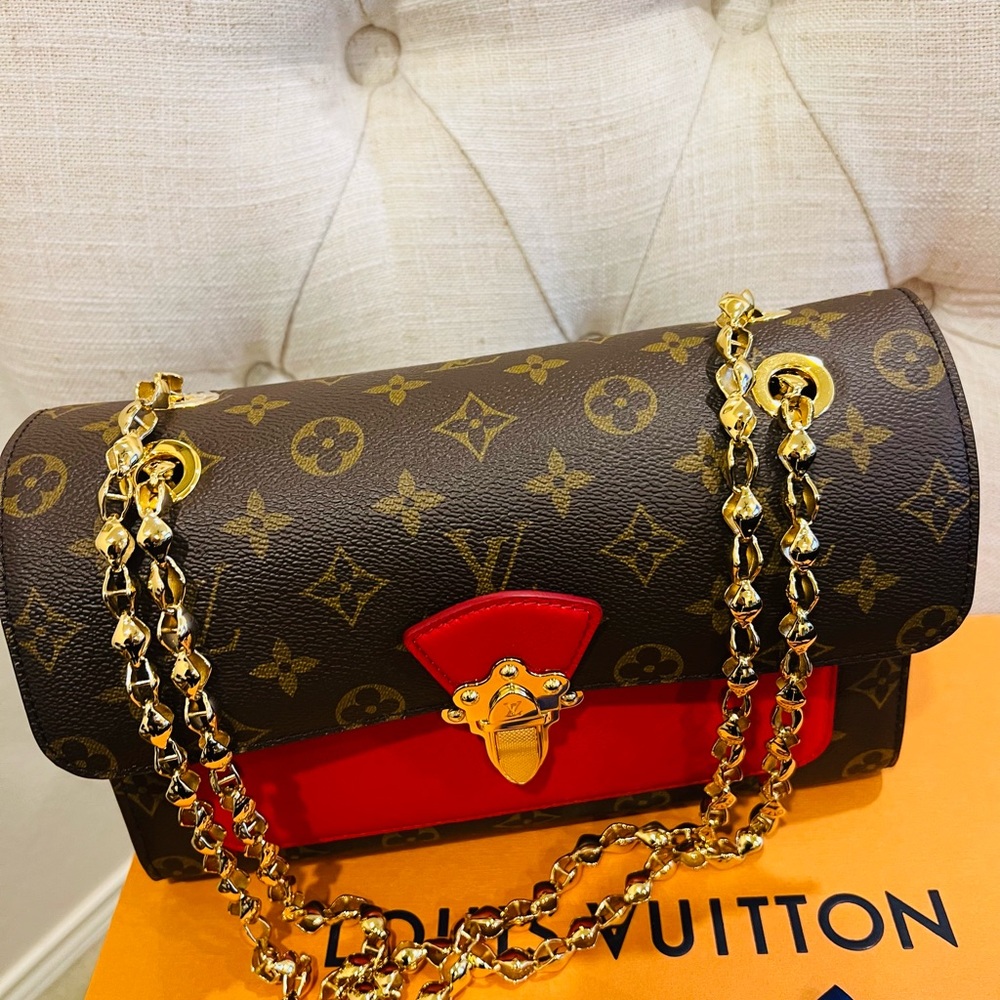 Victoire Monogram Canvas and Leather Louis Vuitton Handbag